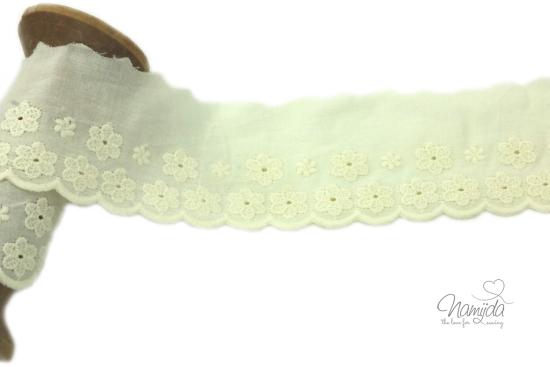 ♥1 Mtr. Wäschespitze - FLOWERS - 4,5cm - CREME ♥