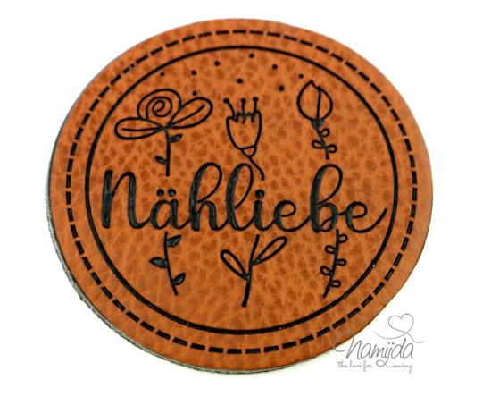 1 Stück - KuNSTLEDER LABEL - Nähliebe - AUFNÄHER MIT VORGEDRUCKTER NÄHNAHT - Kreis 45mm