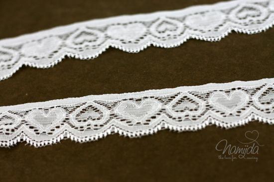 1 MTR. ♥Elastische Spitzeborte - HERZ - Creme WEISS - 3,5cm ♥